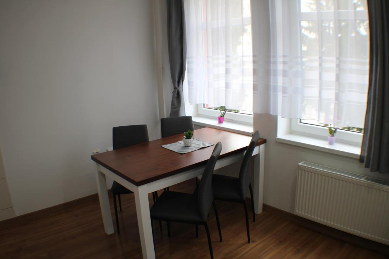 Apartman Kubo Liptovsky Mikulas Luaran gambar